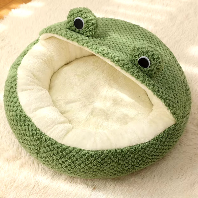 New Pet Nest Winter Warm Dog Den Cat Villa Plush Pets Mattress Small Frog Shape Semi Enclosed Kitten Puppy House Pet Supplies